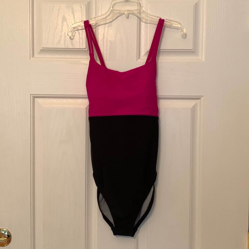 NEW Speedo black and magenta one piece swim suit